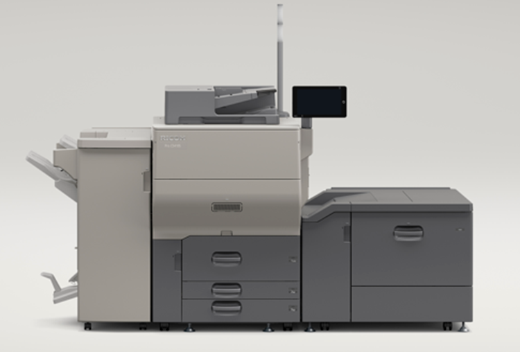 Forbedret ytelse og bedre brukervennlighet med den  nye RICOH Pro™ C5400-serien